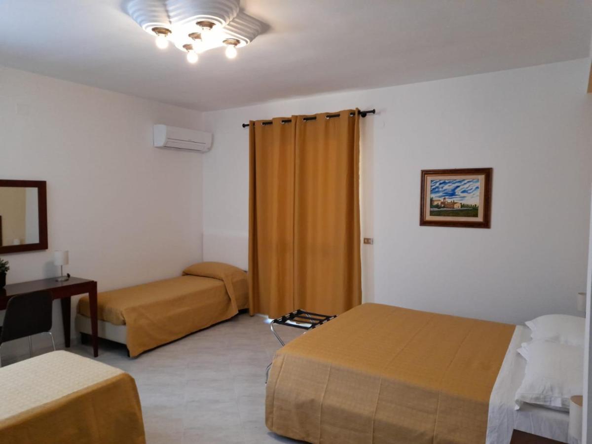 Siracusa Breakfast & Rooms Сиракуза Екстериор снимка